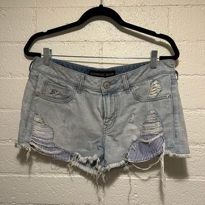 Express Distressed Short